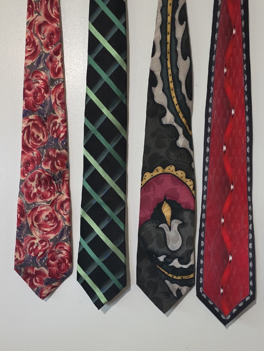 Men's Patterned Neck Tie Bundle of 4